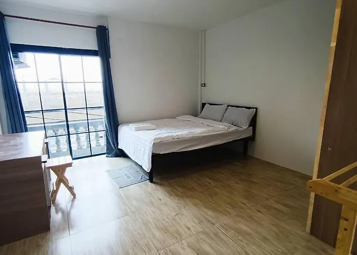 Chubby 9 Standard Room